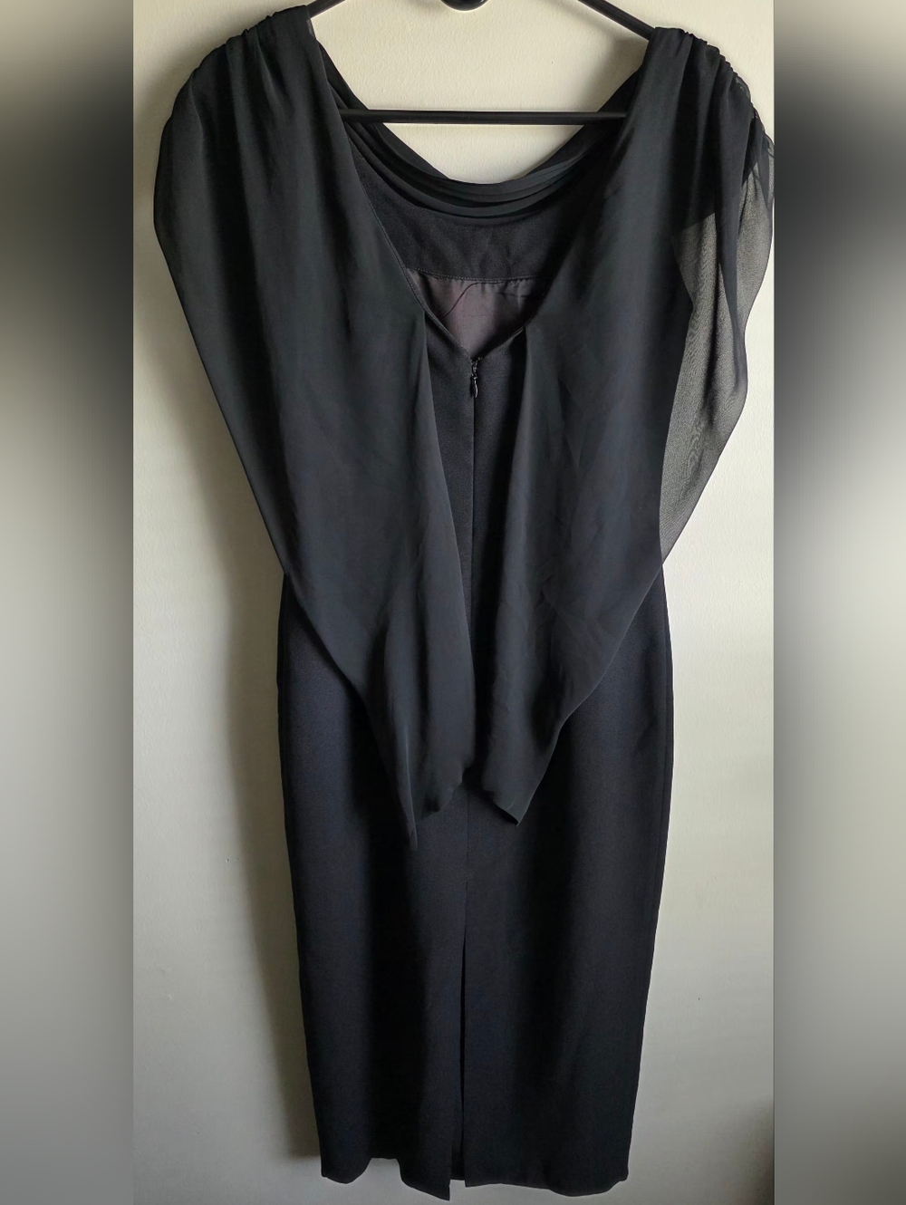 Carole Little Formal Black Cocktail Dress, Draped Chiffon Neckline, Size 4 - Picture 2 of 3
